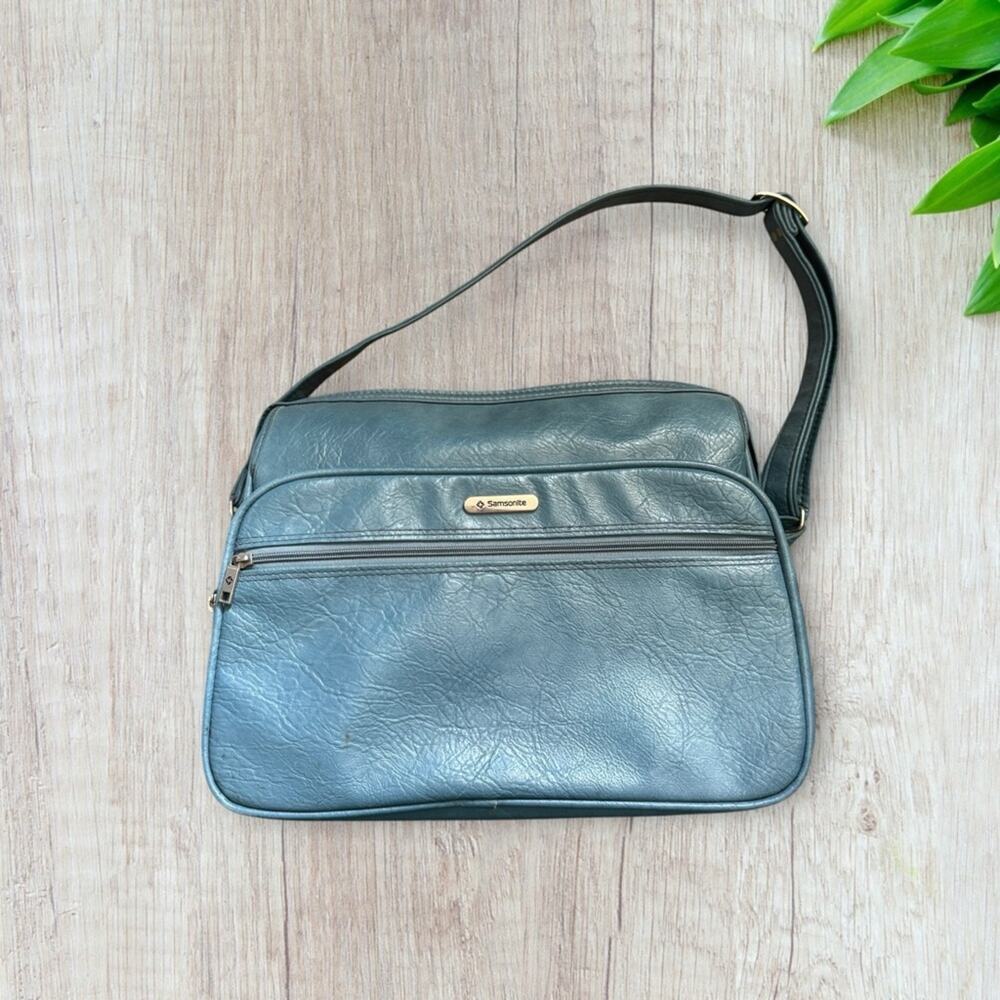 Vintage 70s Samsonite Silhouette ll blue leather shoulder carry-on bag